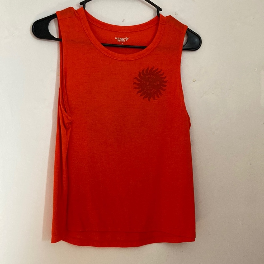 Old Navy M orange shirt “Now is the Time to Shine” sun logo